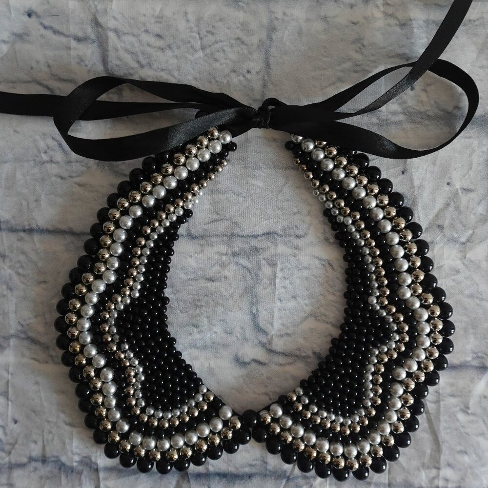 Detachable Beaded collar necklace with ribbon closure